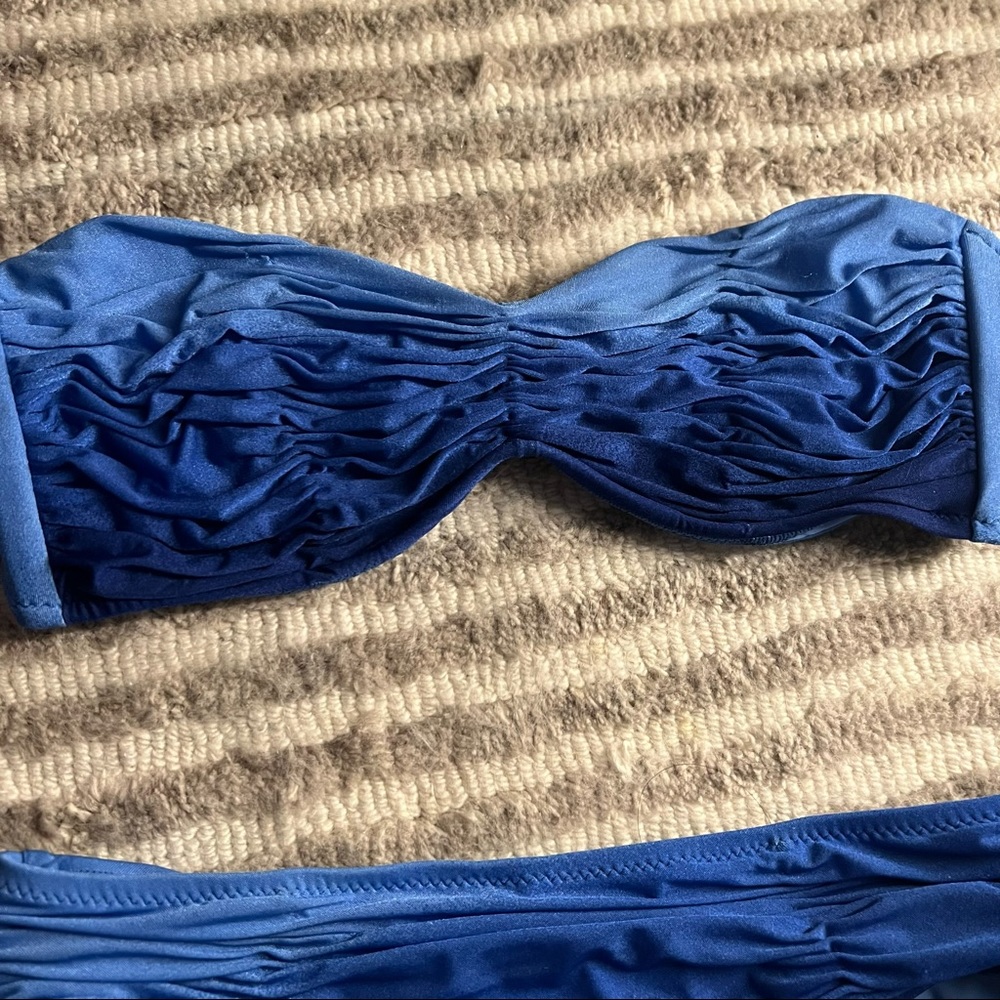 Roidal Bikini - Picture 3 of 14